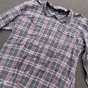 PLAID BUTTON UP LONG SLEEVE SHIRT